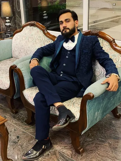 Taking a moment to relax before the Indore show.