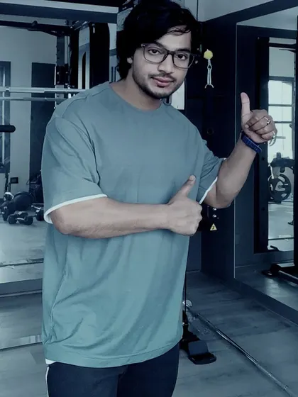 Thumbs up for good health. As a health coach, my goal is your well-being.