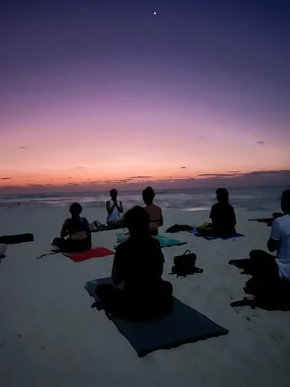 More glimpses from our unforgettable Lakshadweep retreats. Every moment is a postcard, from sunrise dives and full moon dinners to candid conversations and quiet naps on the beach.