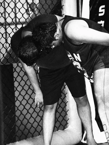 We simulate real fights in training to help each fighter develop their skills and adapt to different styles. This supportive team atmosphere is a powerful motivator.