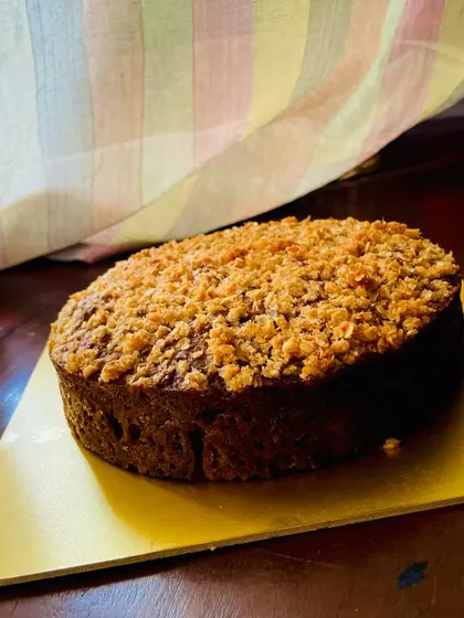 Of all the cakes I bake, the apple cinnamon flavour is one of the most aromatic. This version has a buttery coconut oats crumble on top that makes it extra scrumptious.