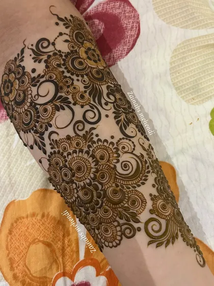 Another detailed shot of this beautiful design, highlighting the fine lines and delicate shading.