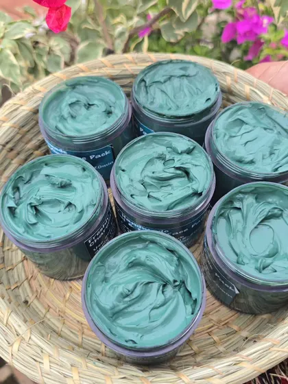 I love taking photos of my products in natural light. It really shows off the true color and texture of the Charcoal Face Pack.
