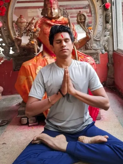 Here I am in Padma Sirsasana (Lotus in Headstand) at the sacred Kamakhya Devi Temple, one of the 51 Shakti Pithas. Practicing in such powerful energetic locations deepens the spiritual dimension of the asana.