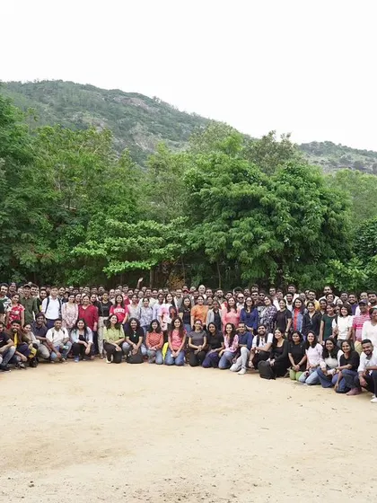 We ensure every team event is a success. Here's another shot of the happy and energized Schneider Electric team during their outing with us.