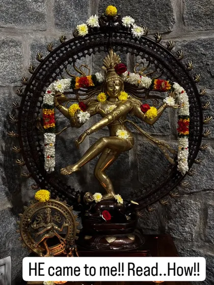 A miracle at our studio. This beautiful Nataraja statue was gifted to us unexpectedly by a factory. I feel truly blessed that He came to us, reinforcing that the universe works in mysterious ways.