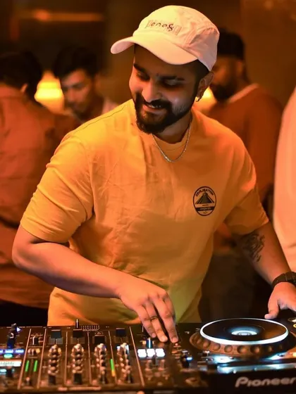 Delivering love through passion. A smile for the camera while I'm in the middle of a set.