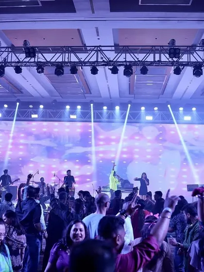Performing for the next generation of finance minds. It was an on-field learning experience for me to figure out how to get them to loosen up and party.