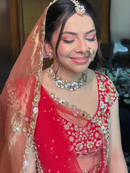 Another view of this soft and dreamy bridal look. The makeup is waterproof and set to last through all the emotional and happy moments of the day.