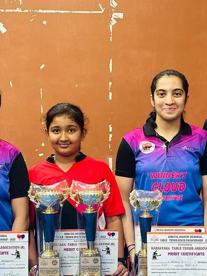 A great Christmas celebration for our paddlers at the Karnataka State Championship 2023. We secured wins and podium finishes across U19 Boys, U19 Girls, U17 Girls, and U13 Girls categories.