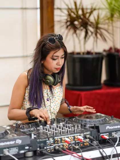 Focused on the decks during the sundowner at Spot 360. Even in a relaxed setting, I'm always locked into the music.