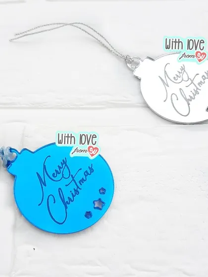 For a snowy, winter-themed Christmas, I offer these bauble ornaments in rare mirror blue and classic mirror silver acrylic. Let me know which one you would pick!