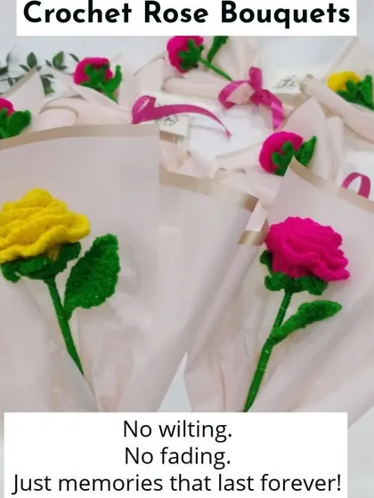 No wilting, no fading, just memories that last forever. Here you can see the single-stem rose bouquets, a simple yet elegant gift for any occasion.