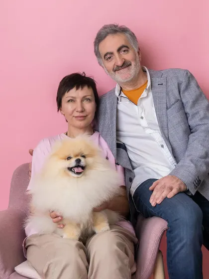 A beautiful family portrait from the Paws Up Grooming event. My pop-up photo booths are a great addition to any pet-focused event, giving guests a wonderful, professional souvenir to take home.