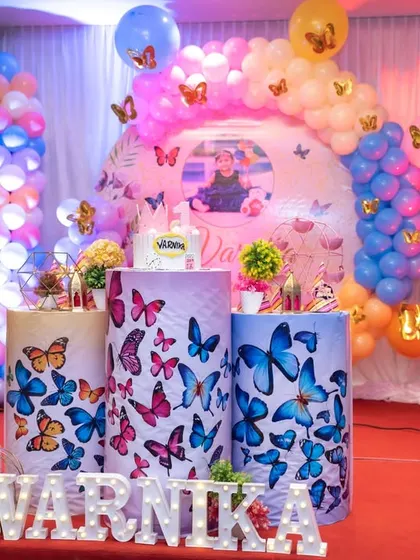 A beautiful butterfly-themed decor setup for a first birthday party. We document all the lovely details that make your party special.