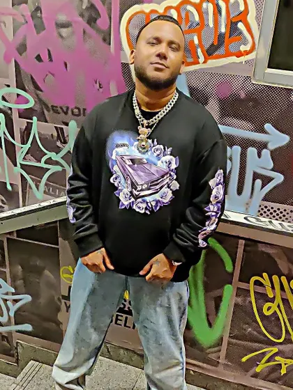 Another shot from the graffiti series. The art, the fashion, the music, it's all connected.