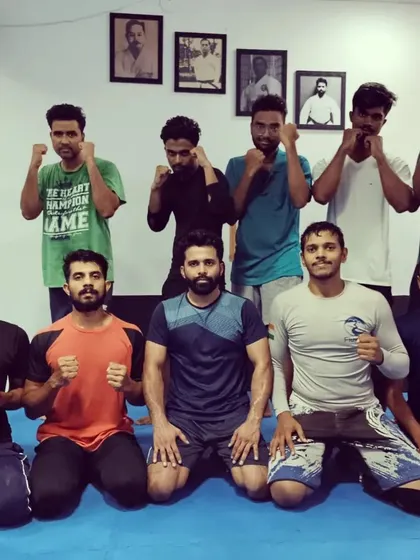 A group shot after a great training session at Ippon Institute. We foster a community of respect and hard work.