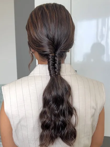 The fishtail pony on another client, showing its versatility.