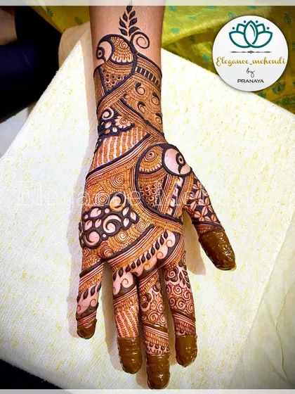 This design is one of my favorites, with bold peacocks and intricate filler patterns that create a rich and luxurious feel.
