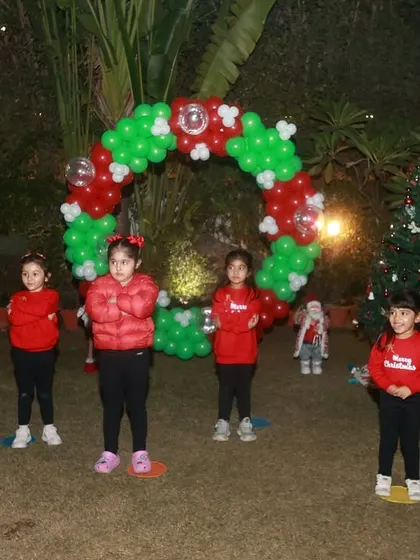 The students in their starting positions, ready to begin their Christmas performance.