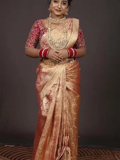 The full view of this magnificent bridal saree, perfect for a traditional Hindu wedding ceremony.