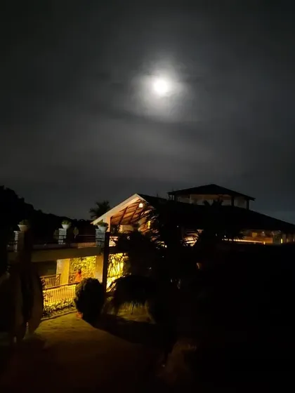 The full moon shines brightly over the retreat. The cycles of the moon have a deep connection to our well-being, and experiencing them in such a clear, natural setting is a powerful experience.