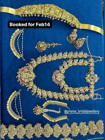 This beautiful temple jewellery set was booked for a Valentine's Day wedding.