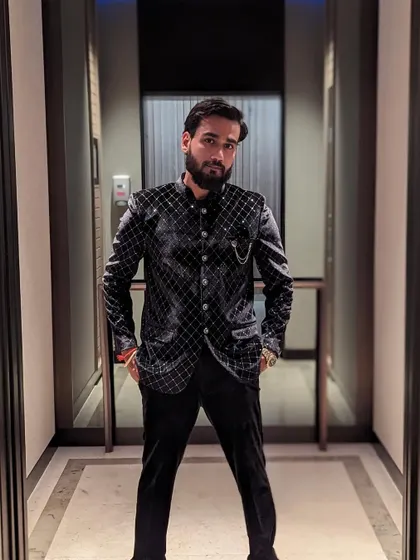 A stylish shot before my show for the Adani Group. Getting into the right mindset before a performance is key.