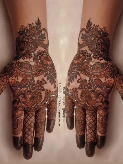 A bold and beautiful Arabic design with a dark stain, featuring intricate floral and paisley patterns.