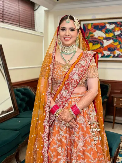 Another angle of Anureet's stunning bridal look.