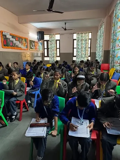 A wide view of the practice session, showing the scale of our program within a single school.