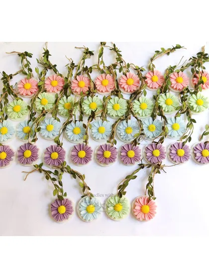 The colorful daisy wax sachets that were included in the corporate Diwali gift boxes.