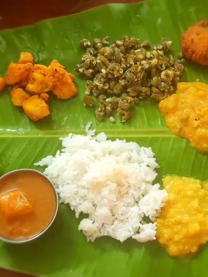 A traditional South Indian meal served on a banana leaf is pure comfort. This is from a housewarming function where we prepared a complete Satvik lunch, including everything from sambar and rasam to poriyal and payasam.