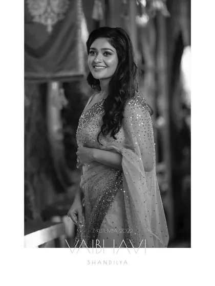 A black and white version of the portrait adds a timeless, classic feel. It strips away the color to focus purely on the emotion, light, and texture of the moment.