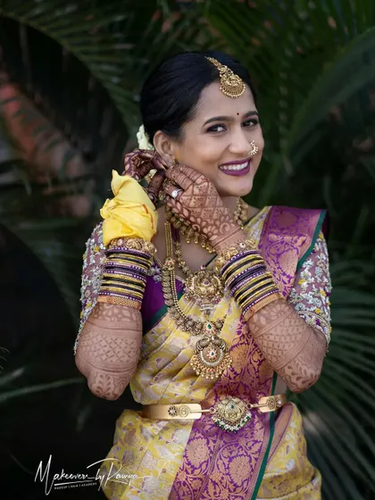 A beautiful smile from the bride.