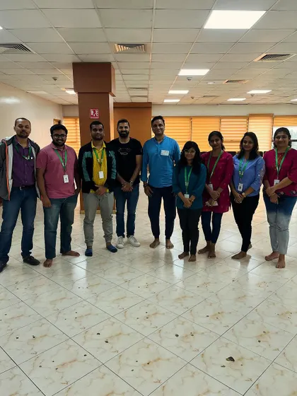 A duplicate of the previous image, capturing the positive atmosphere after our meditation practice.