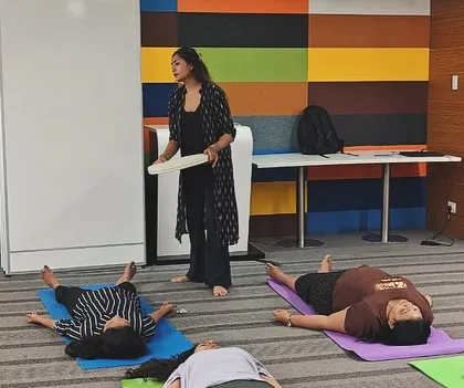 Facilitating a sound bath for a smaller group within the larger corporate setting. This allows for a more focused and intimate healing experience.