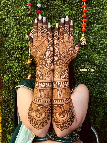 The beautiful back-hand design for my NRI bride from Dubai.