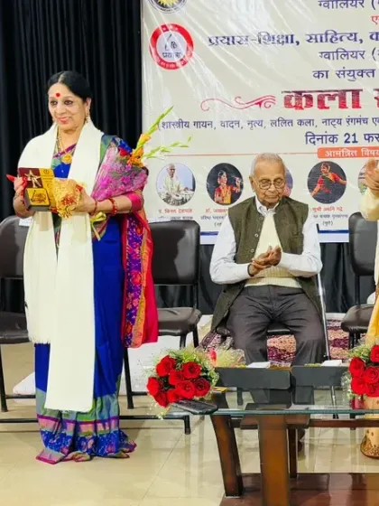 Being felicitated at the inaugural 'Kala Sangam' function at Raja Mansingh Tomar's Sangeeth evam Kala Vidyalaya in Gwalior. I also conducted workshops for students across various art departments, fostering a great amalgamation of our culture.