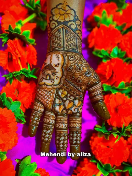 A single-hand Karwachauth design with a traditional 'karwa' or pot motif.