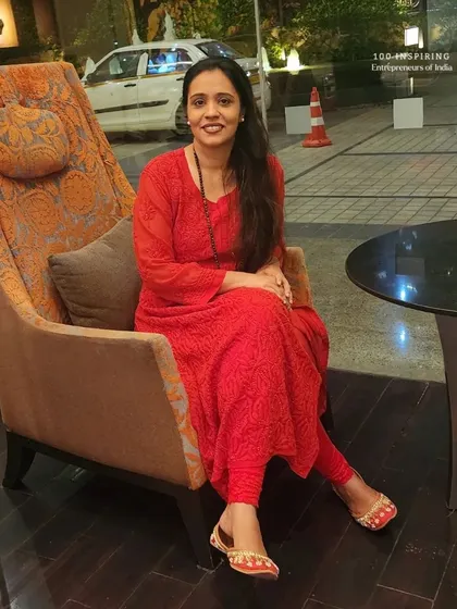 A feature on my story as an entrepreneur. My path from the corporate world to a full-time healer was a leap of faith, driven by a desire to create a meaningful impact.