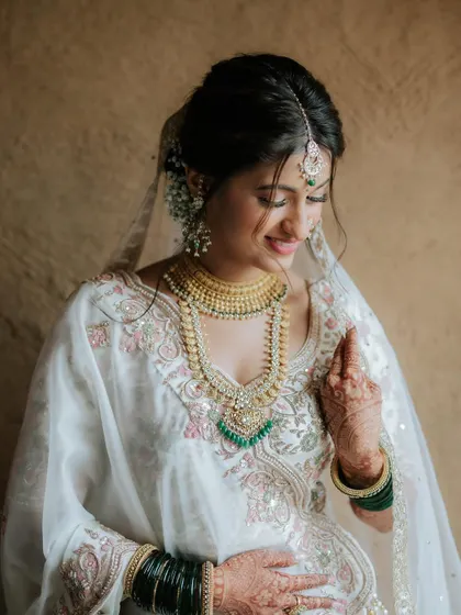 A final, beautiful portrait. She looks like a vision in white.