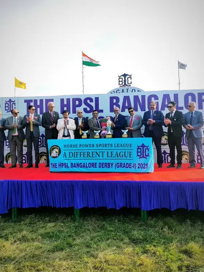 The presentation ceremony for the HPSL Bangalore Derby (Grade I). We celebrate the victory of Ranquelino, a moment of triumph for the owners, trainer, and jockey.