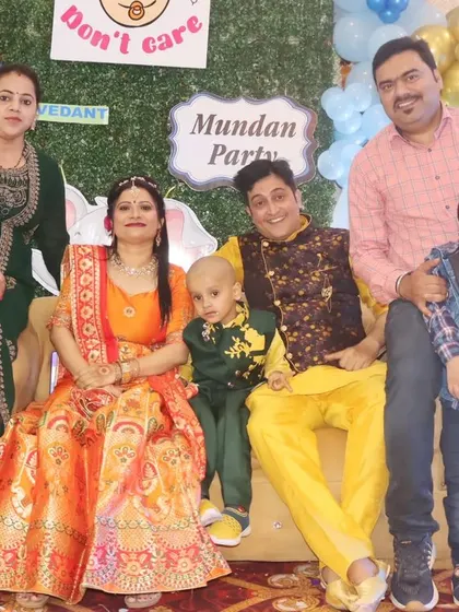 A family portrait taken during a Mundan ceremony. I am experienced in respectfully photographing a variety of cultural and religious family events.