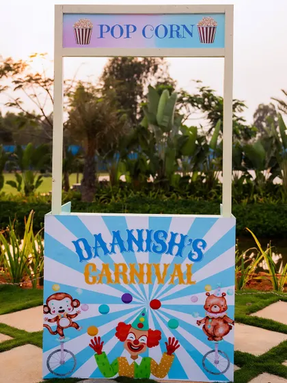 A fun popcorn stand and photo booth for Daanish's Carnival. This interactive station is always a hit with guests of all ages.
