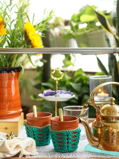 The kulhad cozies also come in a beautiful teal. Here they are, ready for a relaxing tea time.