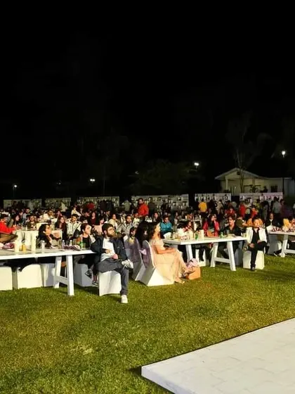 Duplicate of 95, capturing the audience's engagement during the event.
