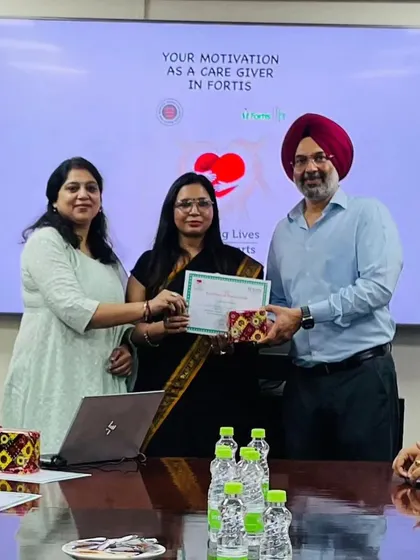 It was an honor to be appreciated for my work with caregivers at Fortis. Helping healthcare professionals manage their own health and motivation is a part of my work that I find incredibly rewarding.