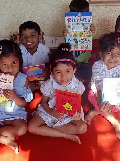 Another happy group of young readers.