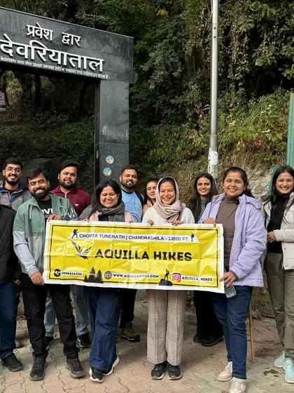 Another great group shot at the Deoriatal entrance, ready to start the beautiful journey ahead.